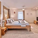 Koledniki Apartmán *